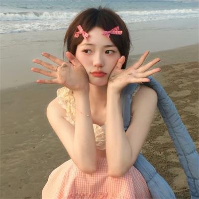 艳女新装封面